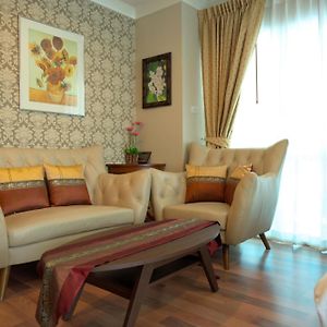 Studio Apartment E205